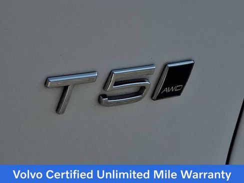 Used 2021 Volvo XC40 T5 R-Design w/ Advanced Package AWD/4WD image 32