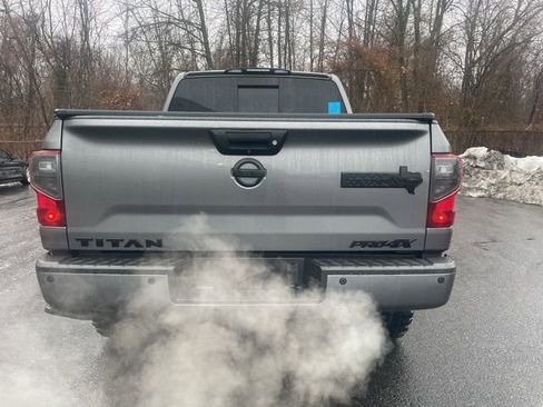 Used 2019 Nissan Titan PRO-4X w/ Pro-4x Convenience Package image 5
