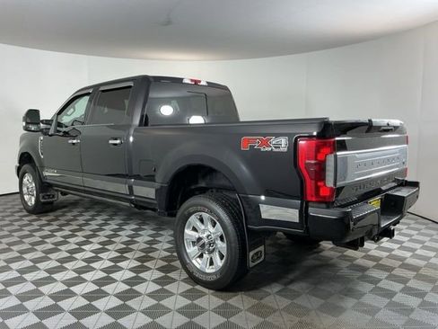 Used 2019 Ford F350 Platinum w/ Platinum Ultimate Package AWD/4WD image 6