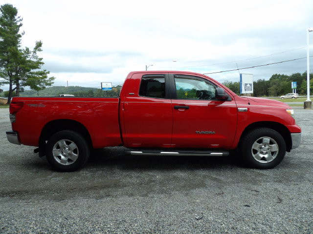 Used 2007 Toyota Tundra SR5 AWD/4WD image 6