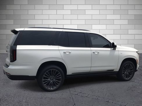 Certified 2025 Cadillac Escalade Sport Platinum AWD/4WD image 6