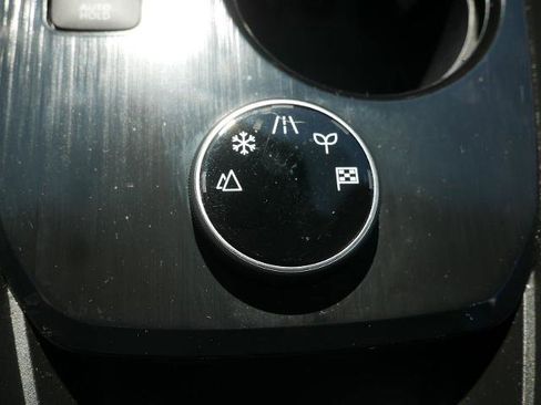 Certified 2024 Nissan Rogue SL image 23