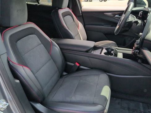 Used 2025 Chevrolet Blazer EV RS AWD/4WD image 27
