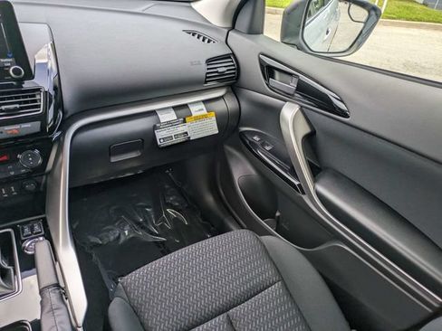 New 2026 Mitsubishi Eclipse Cross LE AWD/4WD image 17