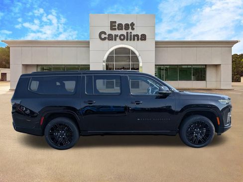New 2026 Jeep Grand Wagoneer L Limited AWD/4WD image 2