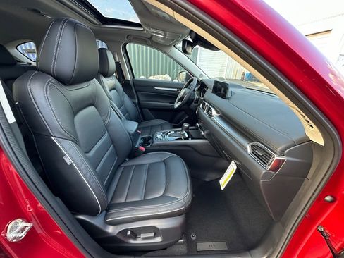 New 2025 MAZDA CX-5 AWD 2.5 S w/ Preferred Package image 26