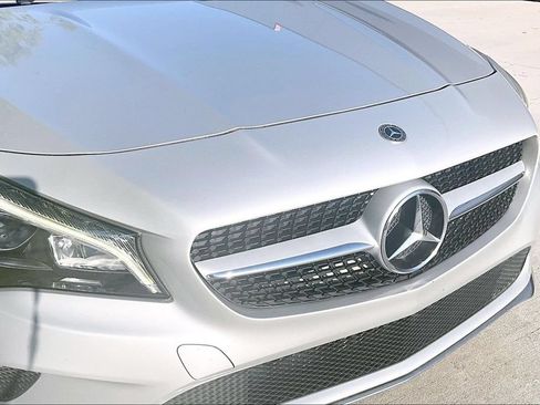 Used 2019 Mercedes-Benz CLA 250 image 38