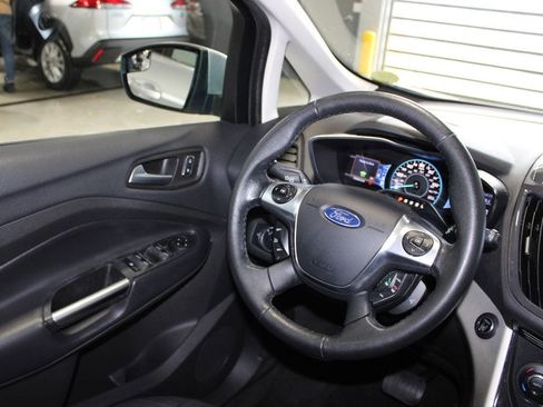 Used 2016 Ford C-MAX Energi SEL w/ Equipment Group 302A FWD image 21