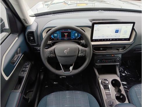 New 2025 Ford Bronco Sport Heritage w/ Convenience Package image 9