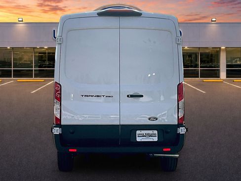 New 2026 Ford Transit 250 148 Medium Roof RWD image 4