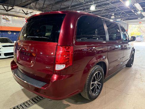 Used 2017 Dodge Grand Caravan GT image 5