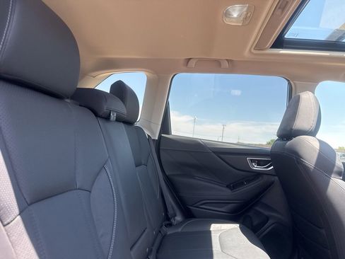 Used 2019 Subaru Forester Touring AWD/4WD image 29