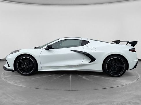 Used 2021 Chevrolet Corvette Stingray Premium Cpe w/ Z51 Performance Package RWD image 6