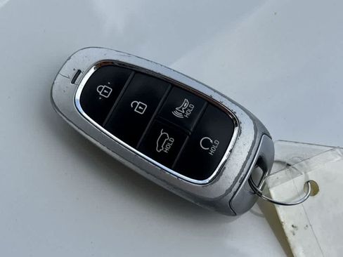 Used 2023 Hyundai Santa Fe SEL FWD image 28