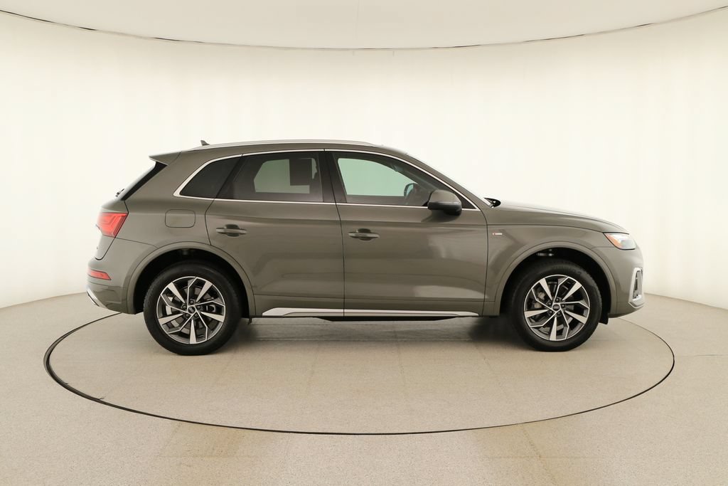 Certified 2024 Audi Q5 2.0T Premium Plus AWD/4WD image 8