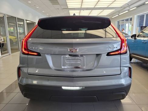 Used 2024 Cadillac XT4 Luxury FWD image 5