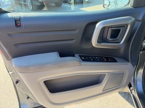 Used 2013 Honda Ridgeline RTS image 9