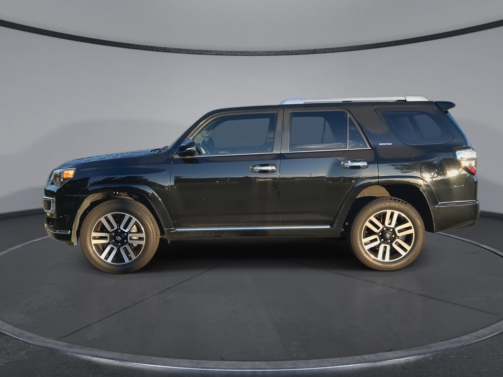Used 2024 Toyota 4Runner Limited AWD/4WD image 5