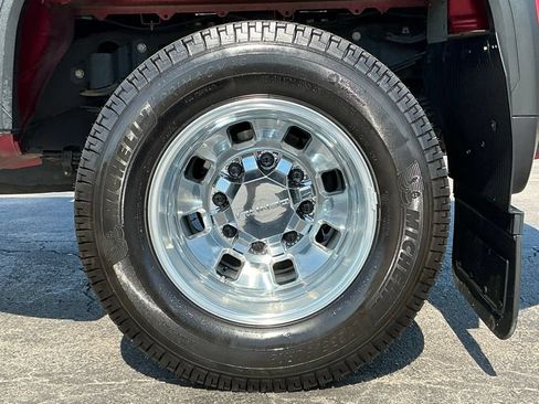 Used 2022 GMC Sierra 3500 Denali w/ Denali Ultimate Package AWD/4WD image 9