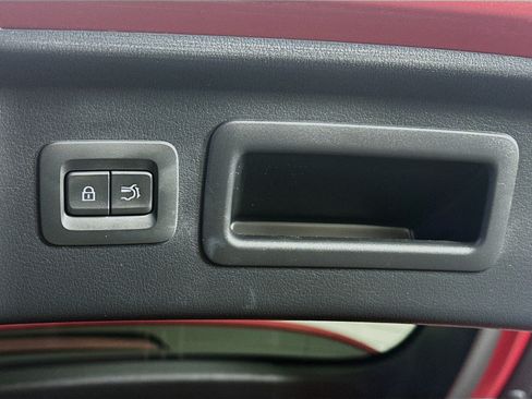 Used 2024 MAZDA CX-90 Plug-In Hybrid w/ Preferred AWD/4WD image 31