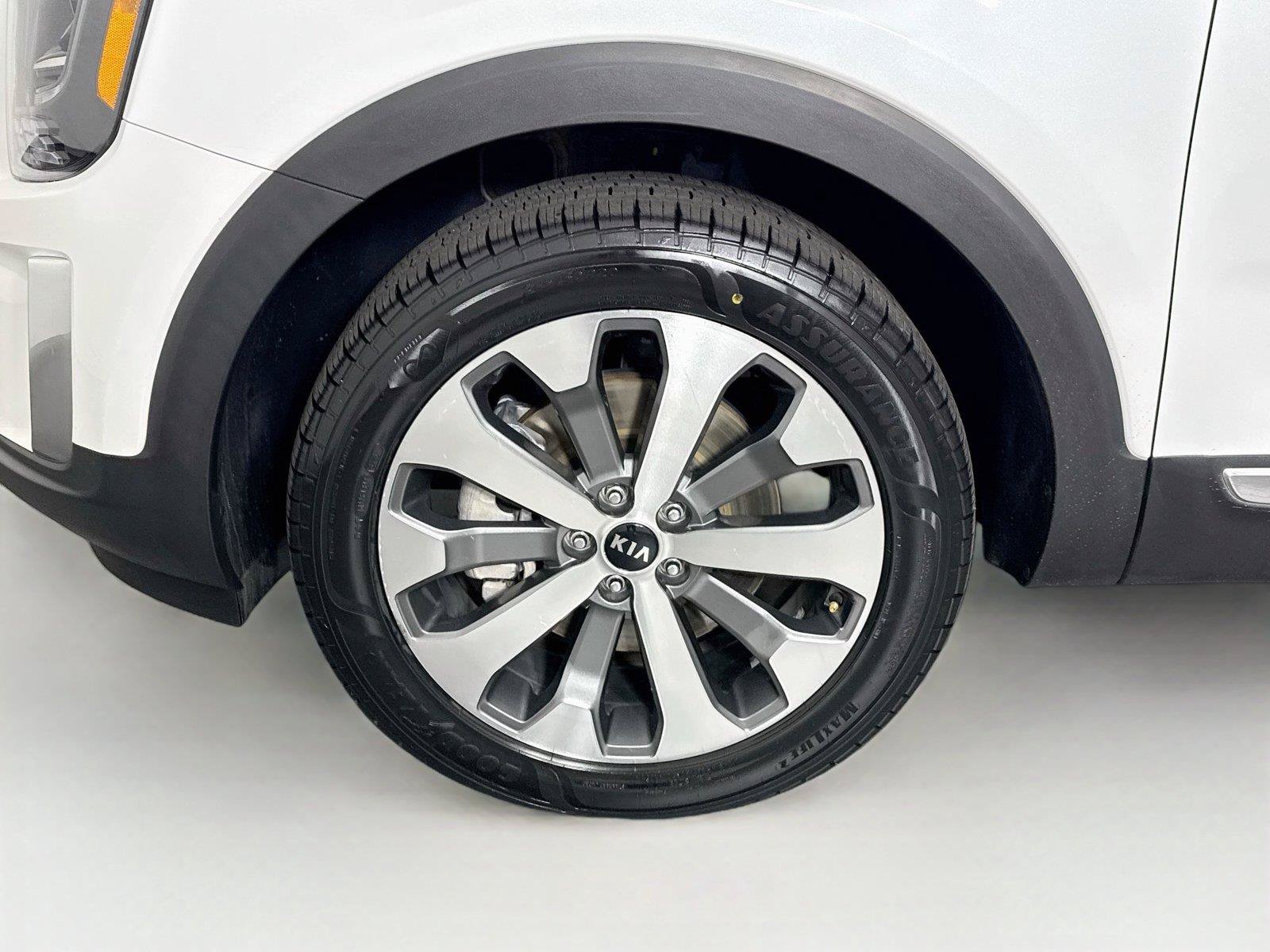 Used 2020 Kia Telluride EX w/ EX Premium Package FWD image 47