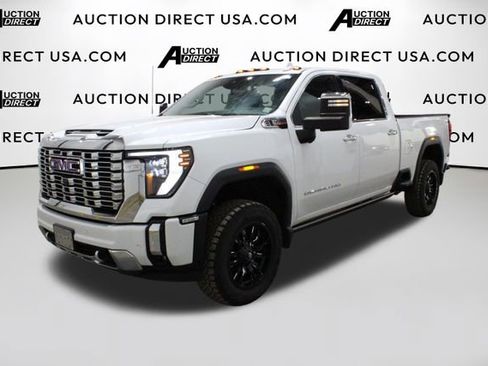 Used 2024 GMC Sierra 2500 Denali w/ Denali Reserve Package AWD/4WD image 1