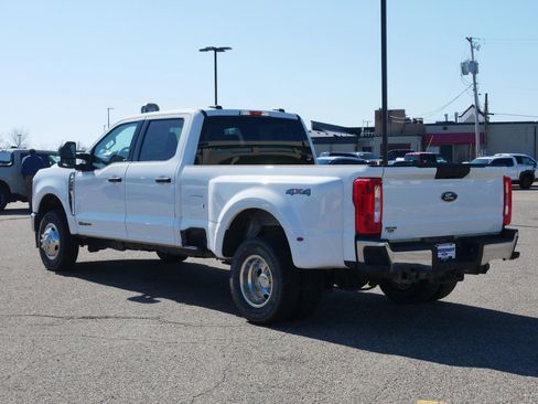 Certified 2024 Ford F350 XLT AWD/4WD image 3
