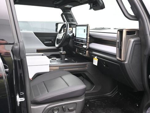 Used 2025 GMC Hummer EV 2X AWD/4WD image 11