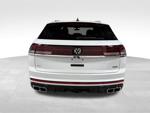 New 2026 Volkswagen Atlas Cross Sport SEL Premium R-Line AWD/4WD image 4