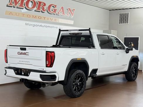 Used 2023 GMC Sierra 2500 AT4 w/ AT4 Premium Plus Package AWD/4WD image 3