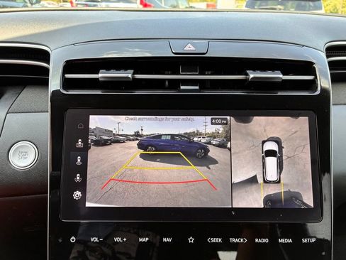 Used 2023 Hyundai Tucson Limited AWD/4WD image 36