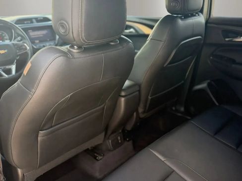 Used 2021 Chevrolet TrailBlazer ACTIV w/ Sun and Liftgate Package FWD image 17