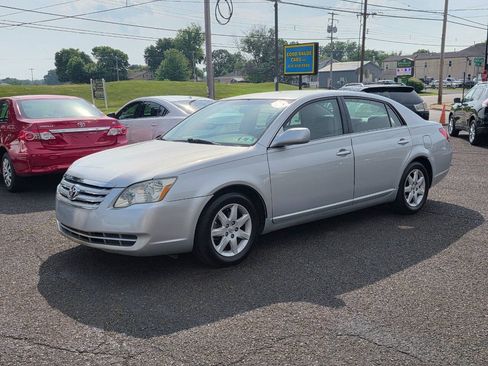 Used 2006 Toyota Avalon XL FWD image 2