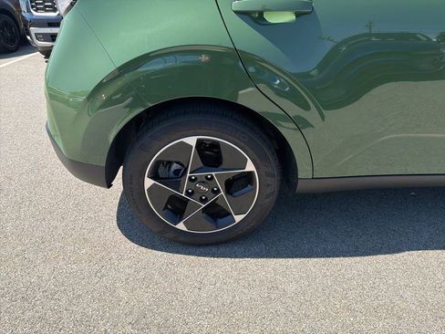 Certified 2023 Kia Soul EX FWD image 9