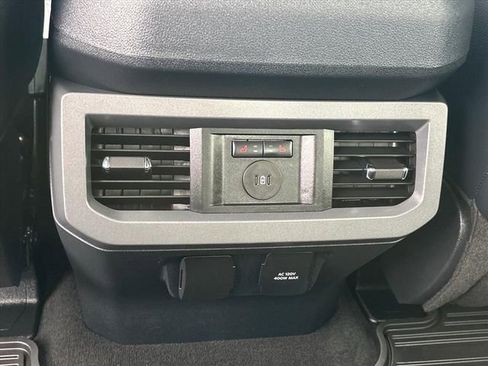 Used 2024 Ford F350 Lariat w/ Lariat Ultimate Package AWD/4WD image 21