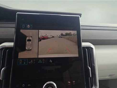 New 2026 GMC Acadia Denali w/ Super Cruise Package image 33