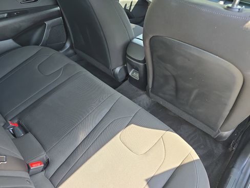 Certified 2025 Hyundai Elantra Sport FWD image 12