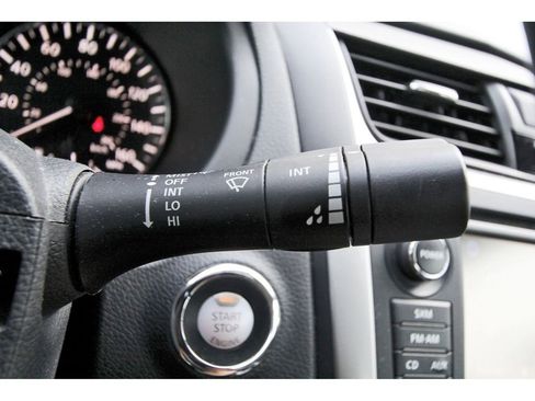 Used 2016 Nissan Altima 2.5 SL w/ 2.5 Technology w/LED Package FWD image 18