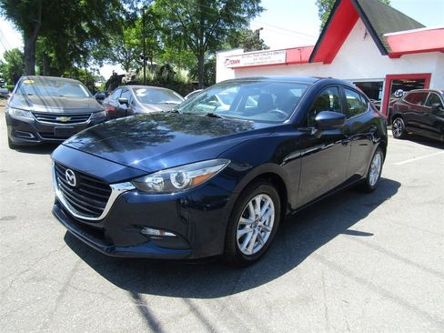 Used 2017 MAZDA MAZDA3 Sport w/ Preferred Equipment Package FWD image 11