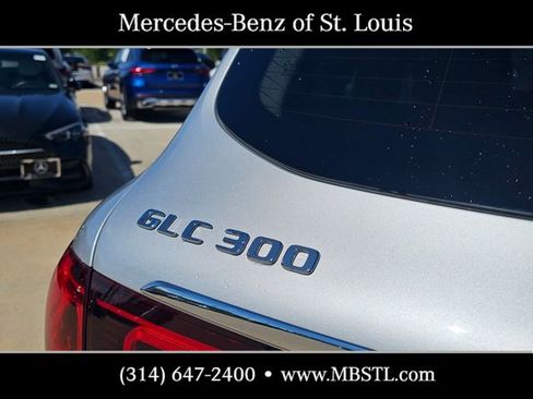 Used 2020 Mercedes-Benz GLC 300 4MATIC image 7