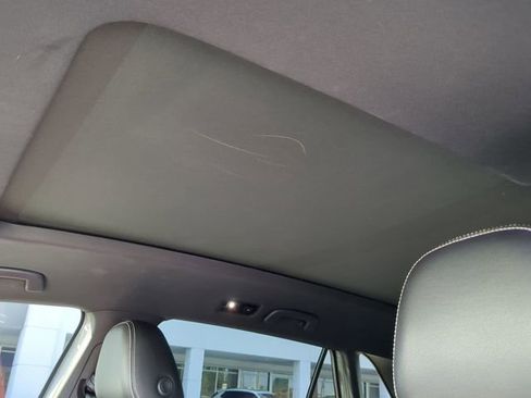 Certified 2022 Volkswagen Atlas Cross Sport SEL Premium R-Line image 21