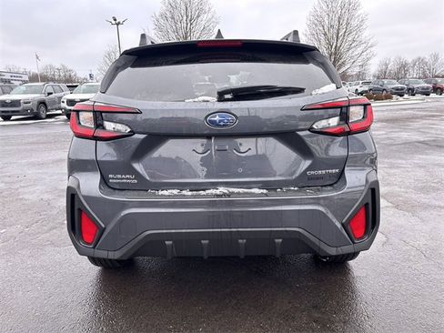 Used 2025 Subaru Crosstrek 2.0i Premium image 10