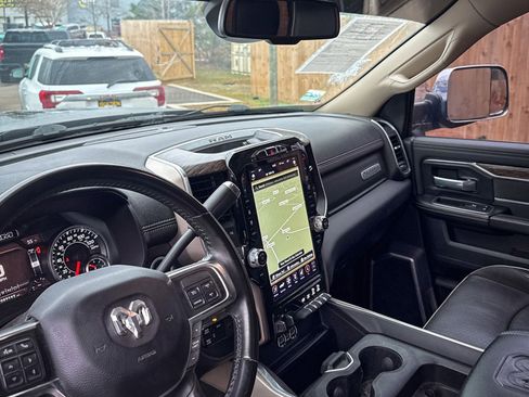 Used 2020 RAM 2500 Laramie image 24