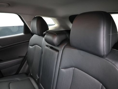 Used 2024 Kia Sportage EX FWD image 12