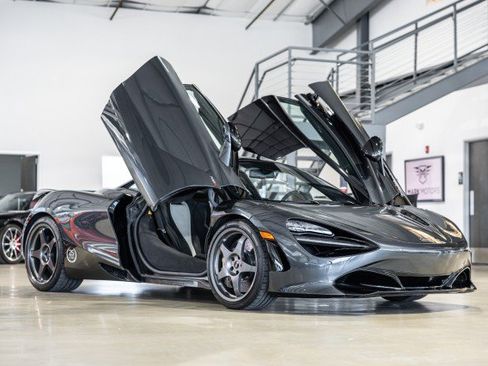 Used 2021 McLaren 720S Performance RWD image 9