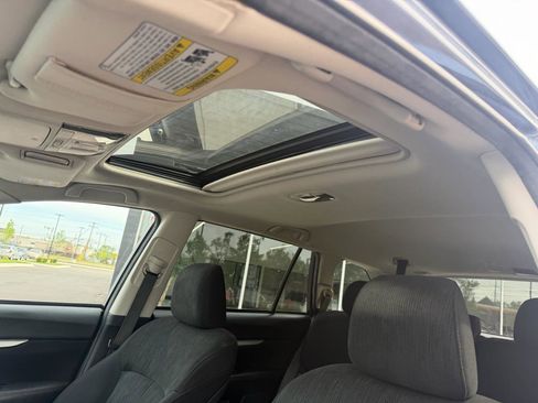 Used 2014 Subaru Outback 2.5i Premium w/ Moonroof Package AWD/4WD image 13