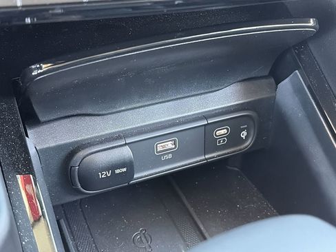 Certified 2025 Kia Telluride SX Prestige AWD/4WD image 27