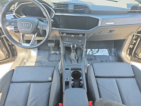 Used 2021 Audi Q3 2.0T Premium Plus AWD/4WD image 9