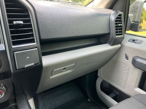 Used 2017 Ford F150 XL w/ Equipment Group 101A Mid image 24