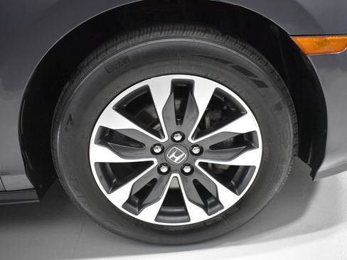 Used 2024 Honda Odyssey EX-L image 10